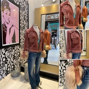 🌺Judith March 
Blush Velvet Jacket